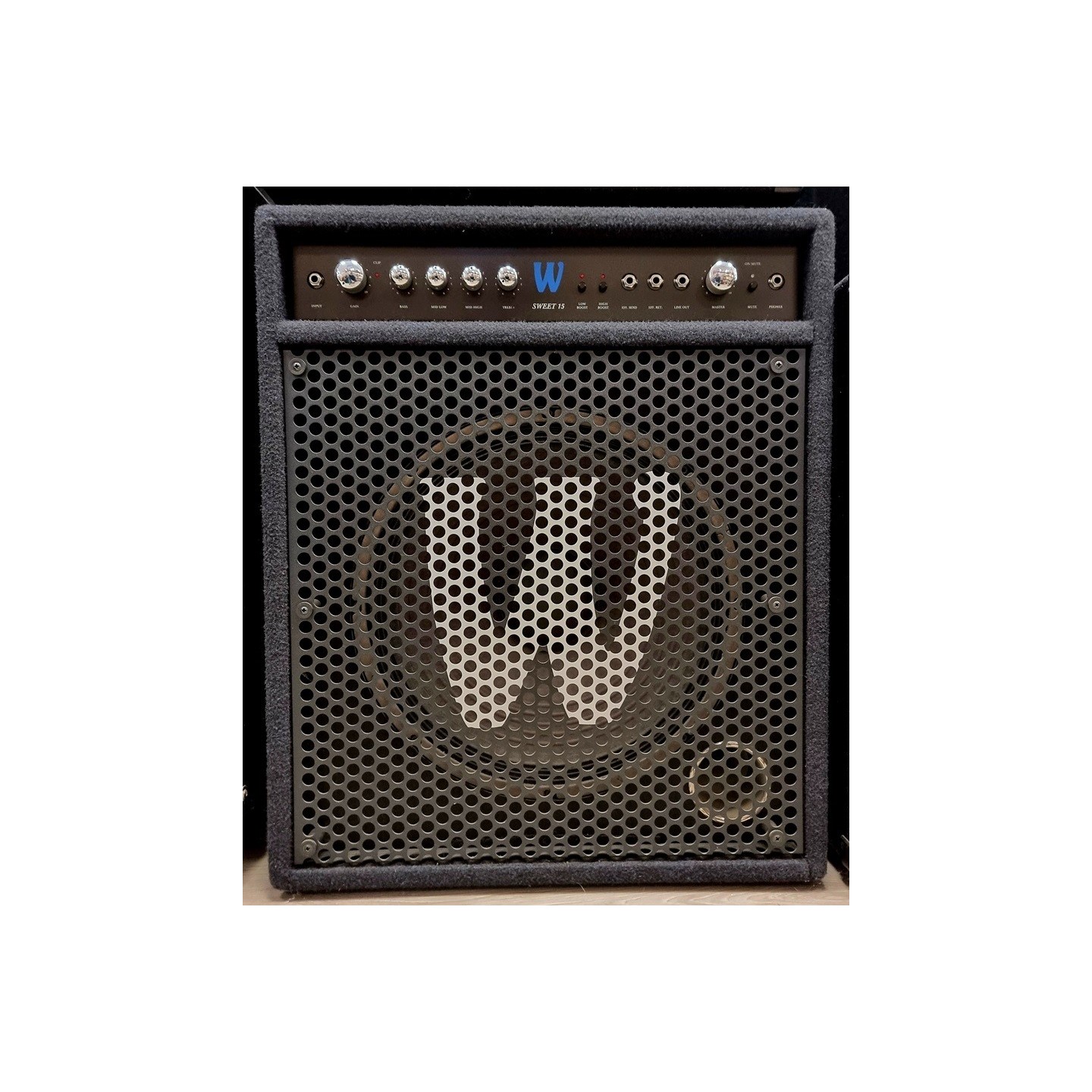 WARWICK SWEET15  ampli per basso - vai con la sigla