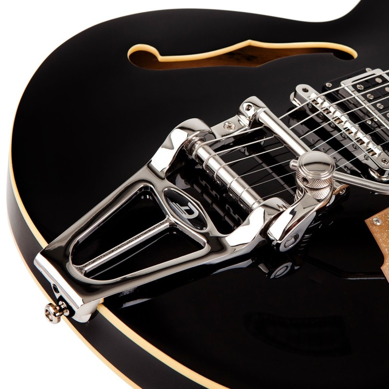DUESENBERG Starplayer Tv Black,  Semi-Hollow Single Cutaway, con custodia - vaiconlasigla