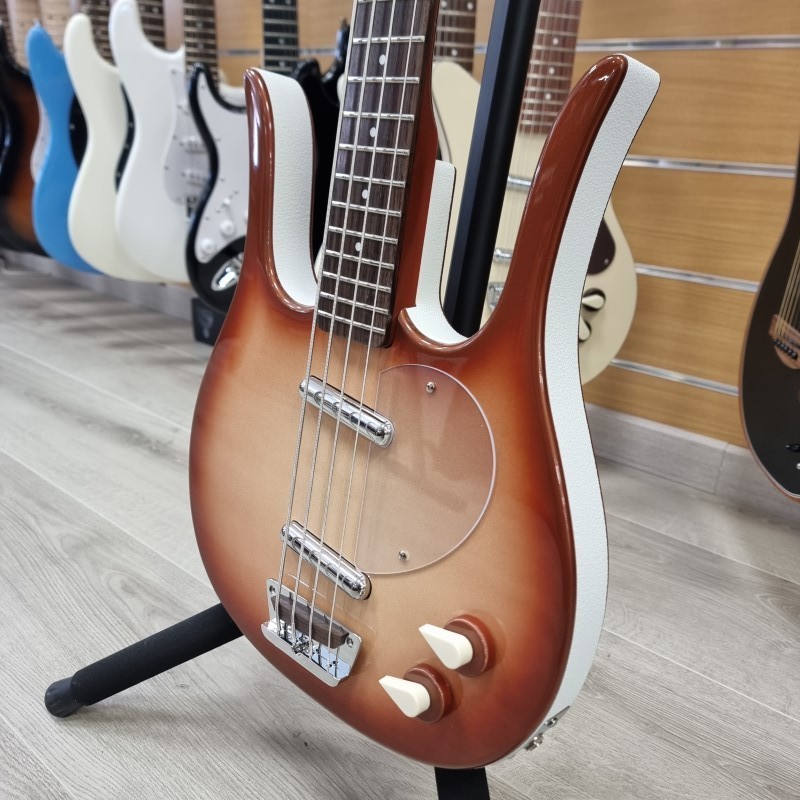 DANELECTRO 58 LONGHORN BASS COB - vai con la sigla