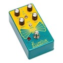 EARTHQUAKER DEVICES Aurelius Tri-Voice Chorus - vai con la sigla