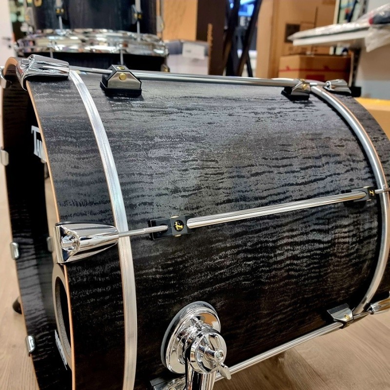 TAMBURO UNIKA 318, black flame - vaiconlasigla